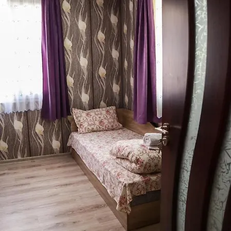 Penzion Comfortable Bungalow For Two In The Heart Of The Forest Kamena
