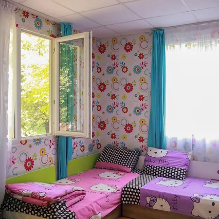 Comfortable Bungalow For Two In The Heart Of The Forest Vendégház Kamena