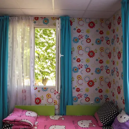 Comfortable Bungalow For Two In The Heart Of The Forest Vendégház