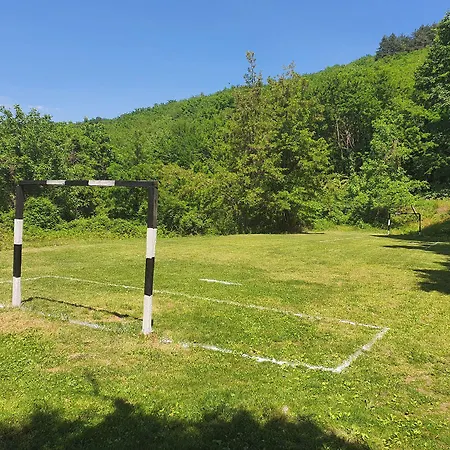 Comfortable Bungalow For Two In The Heart Of The Forest Vendégház 3*