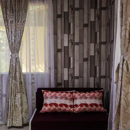 Comfortable Bungalow For Two In The Heart Of The Forest Vendégház Kamena